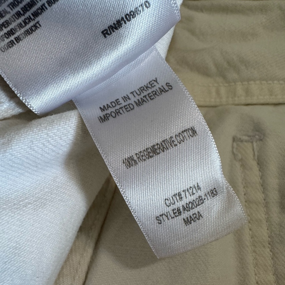Agolde Mara Barrel Jean in Milkshake - Picture 13 of 15